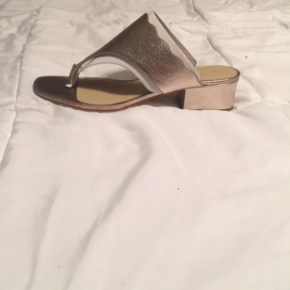 Sandals - Picture 3 of 4